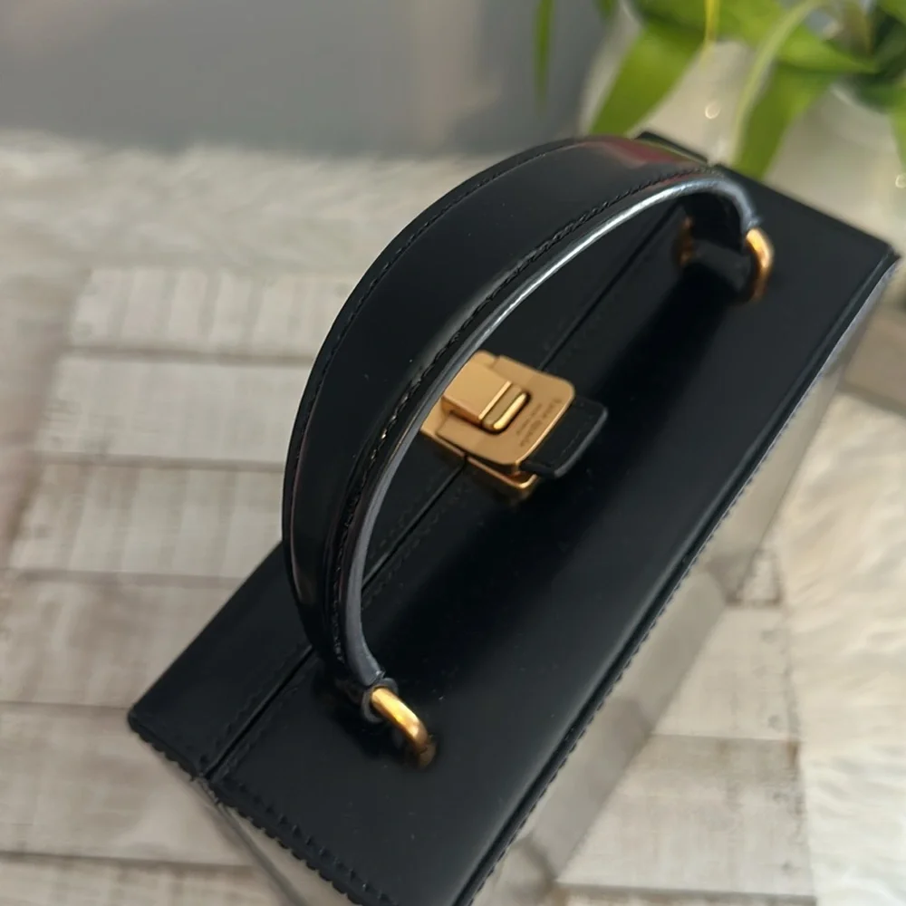 Kate spade fortune favors 3D embellished wheel bag